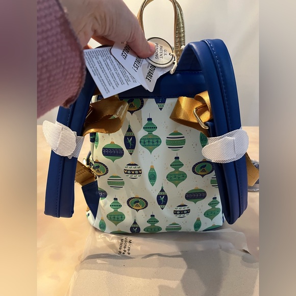NWT 2023 Disneyland Club 33 Holiday Loungefly Mini Backpack - Picture 5 of 9